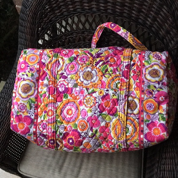 Vera Bradley Giant Carry On - Picture 6 of 12